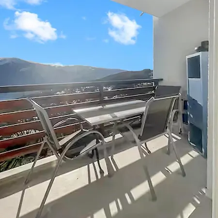 Apartment Montana Alpine Outlook 4 Pax Panoramic Alps View